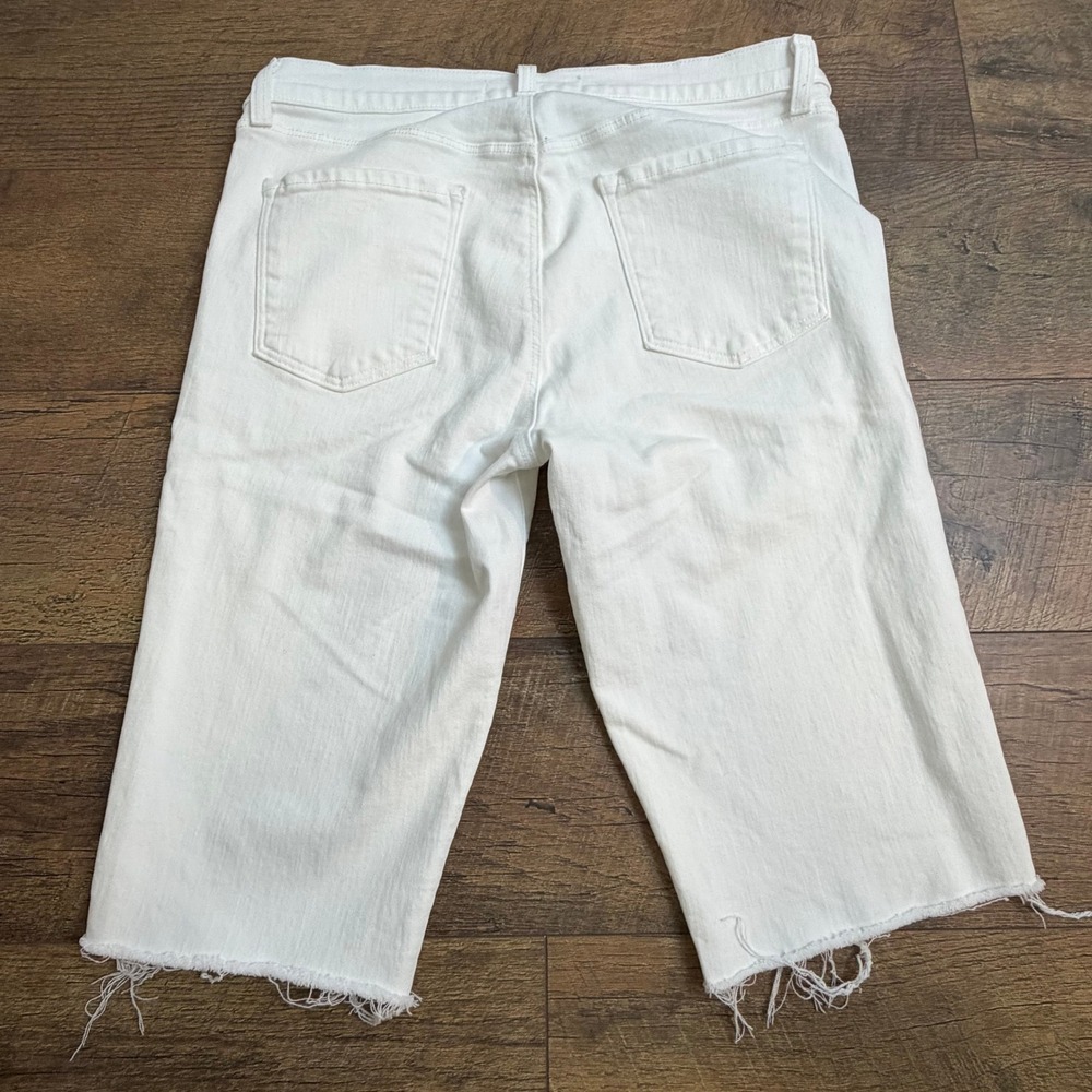 J Brand 811 Bermuda Shorts White Denim Raw Hem Blanc Size 29 - Picture 2 of 10